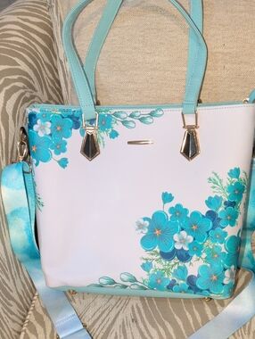 Floral Turquoise Tote with Removable Crossbody Strap New
